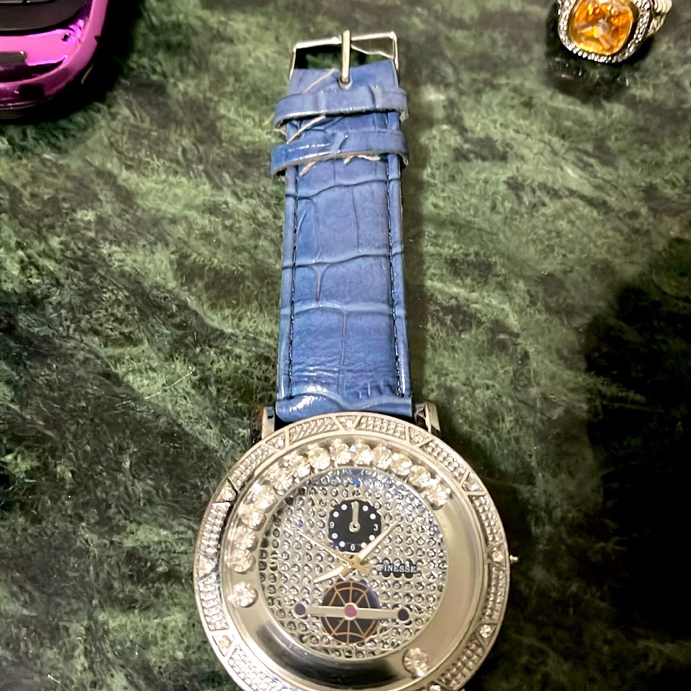 Finesse Fashion Watch